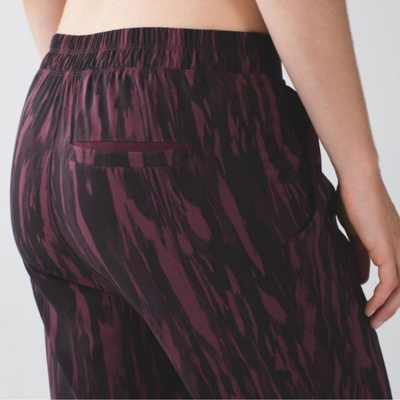 Lululemon &Go City Jogger - Picture 6 of 11